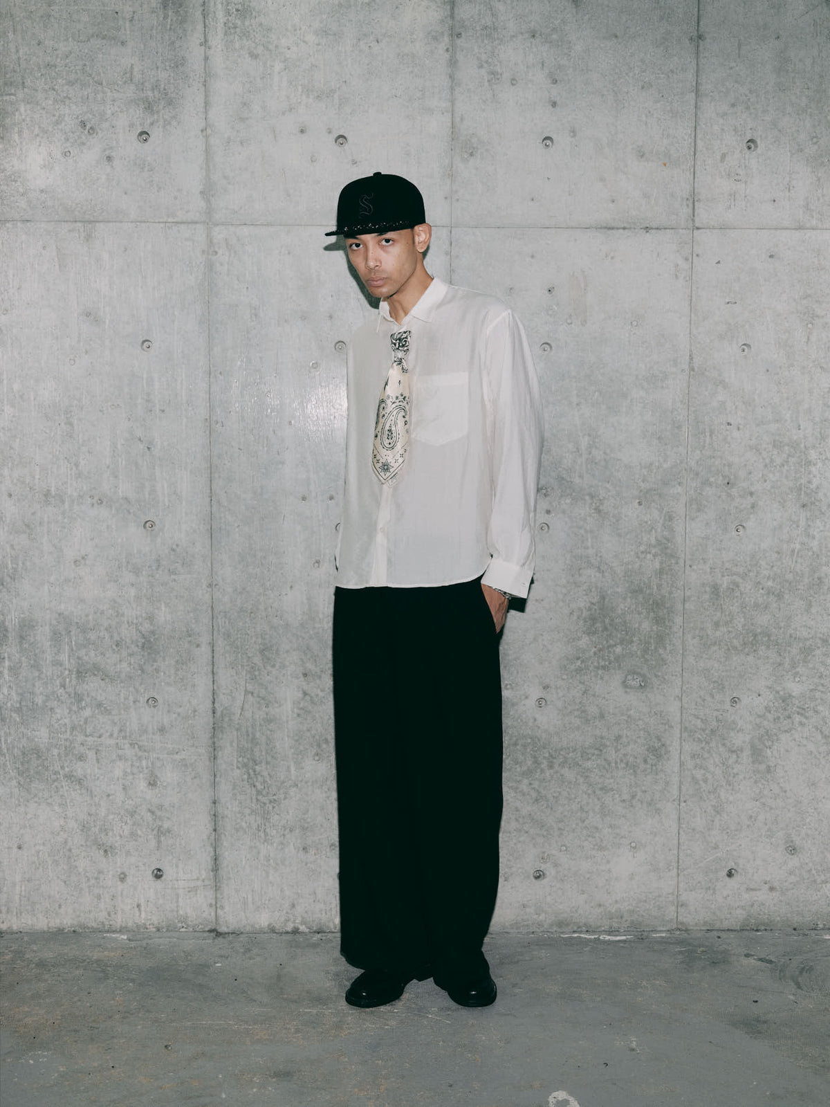 BAGGY SLACKS